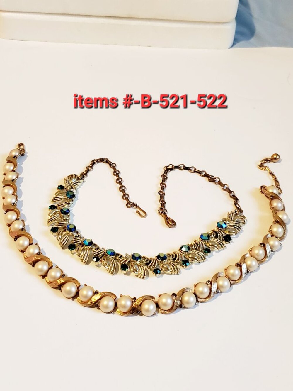 2 Necklaces, items # B -521-522,. wt.. 107 grams .